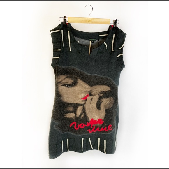 Tricotto Top | French Woman | SM | Capped Sleeves - Picture 1 of 3